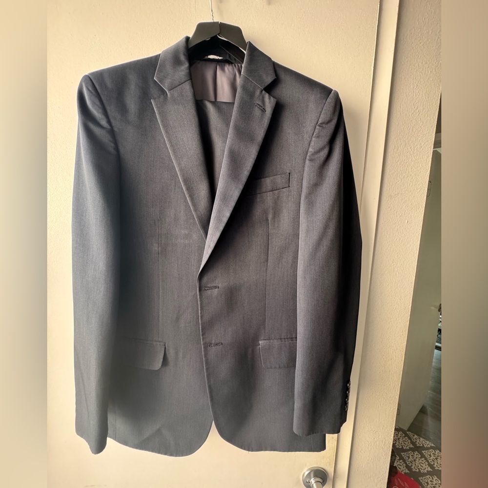 Haggard Navy Blue Suit - Picture 2 of 9